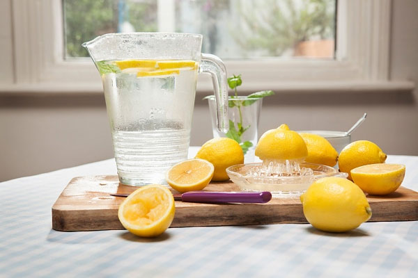 Limon suyu içmenin size ne gibi faydaları olur?